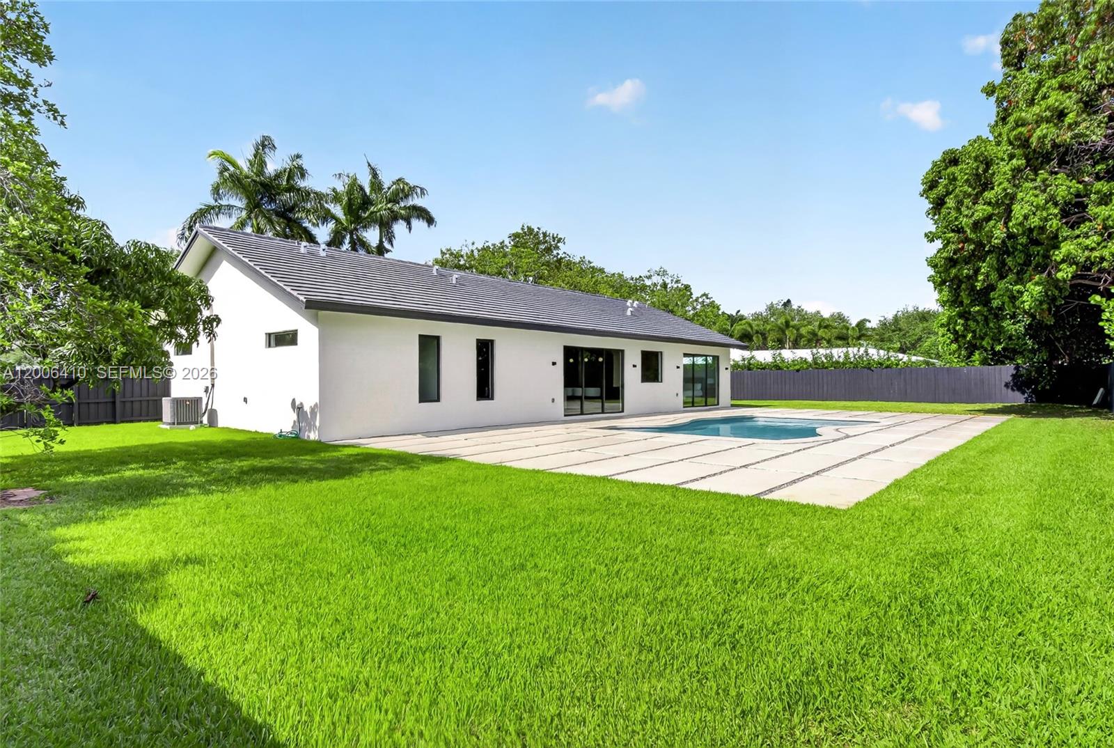 8765 SW 175th St Palmetto Bay, FL 33157