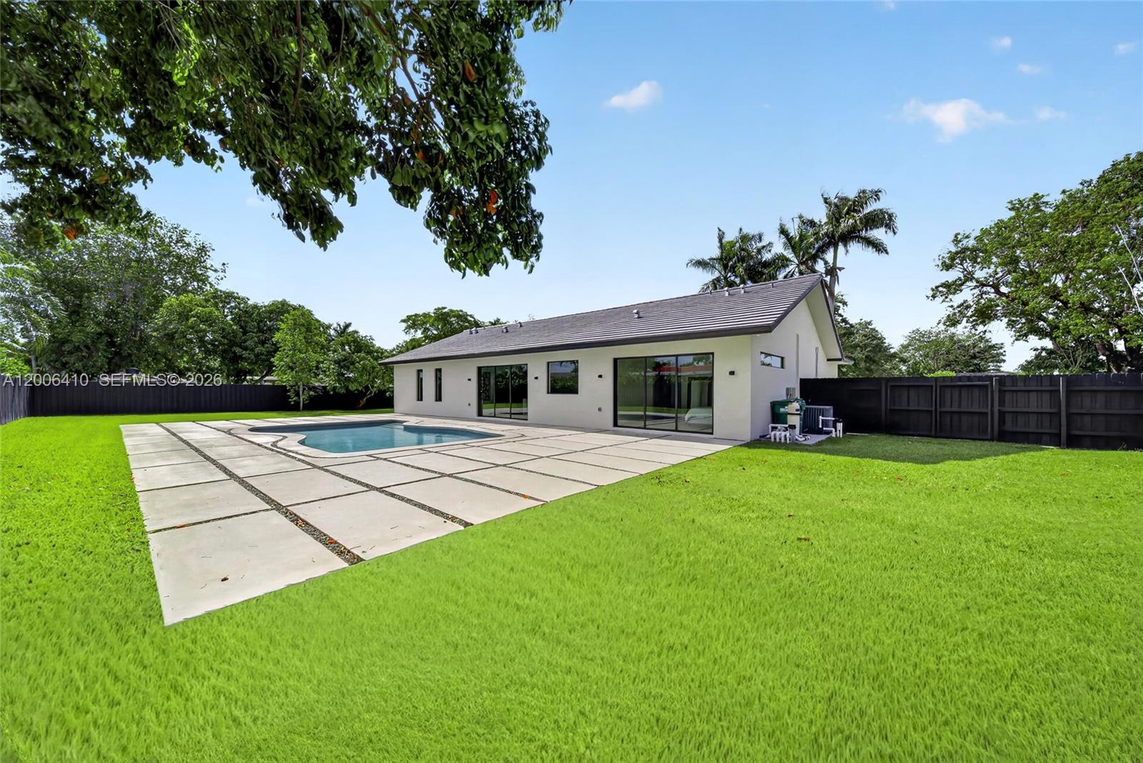 8765 SW 175th St Palmetto Bay, FL 33157