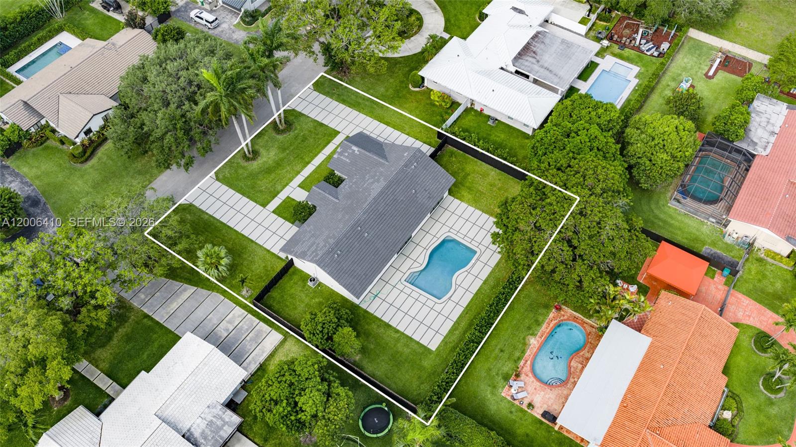 8765 SW 175th St Palmetto Bay, FL 33157