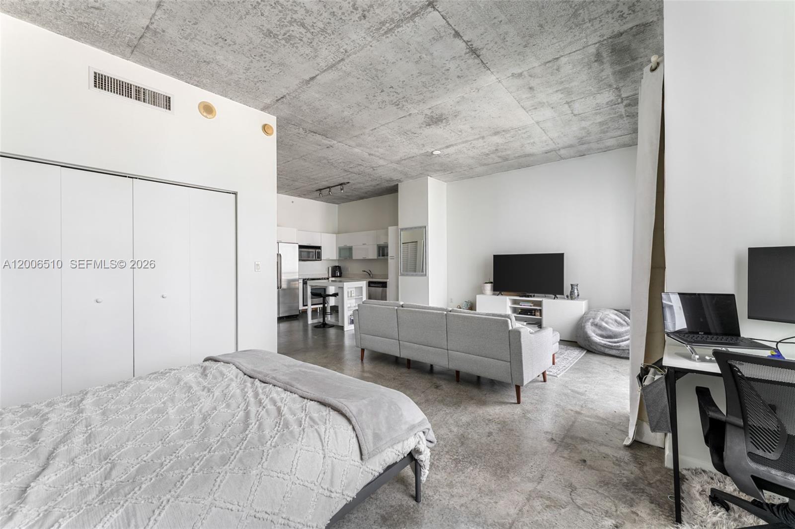image The Loft 215