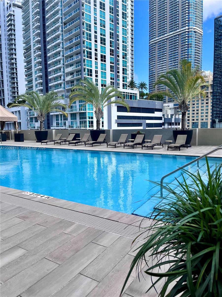 image Vue at Brickell15