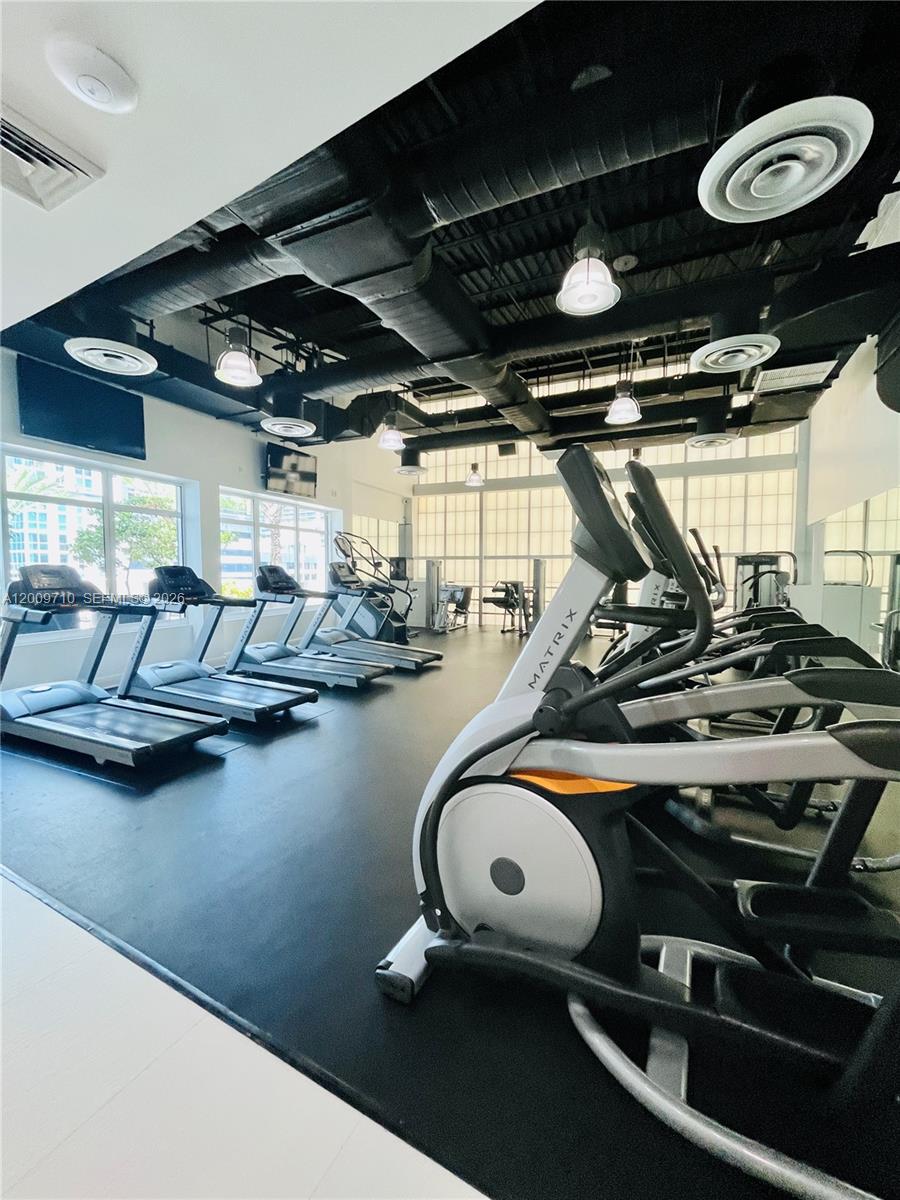 image Vue at Brickell16