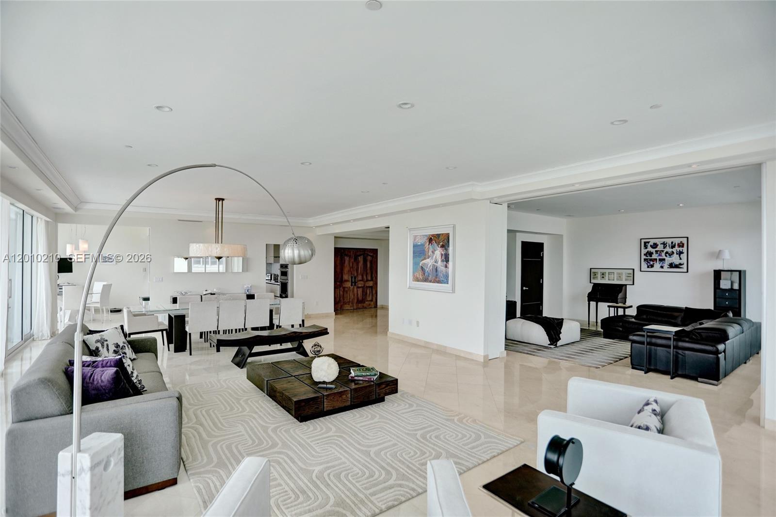 10101 Collins Ave #4E Bal Harbour, FL 33154
