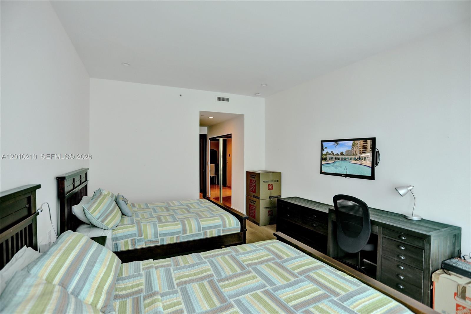 10101 Collins Ave #4E Bal Harbour, FL 33154