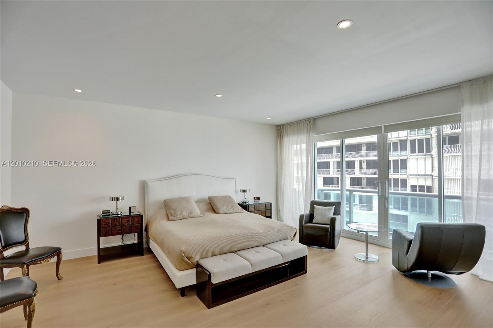 10101 Collins Ave #4E Bal Harbour, FL 33154