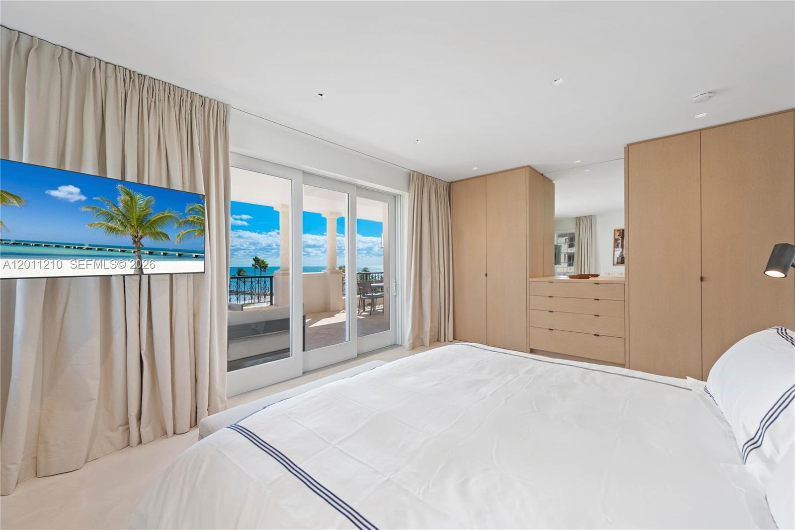 19242 Fisher Is Dr #19242 Miami Beach, FL 33109