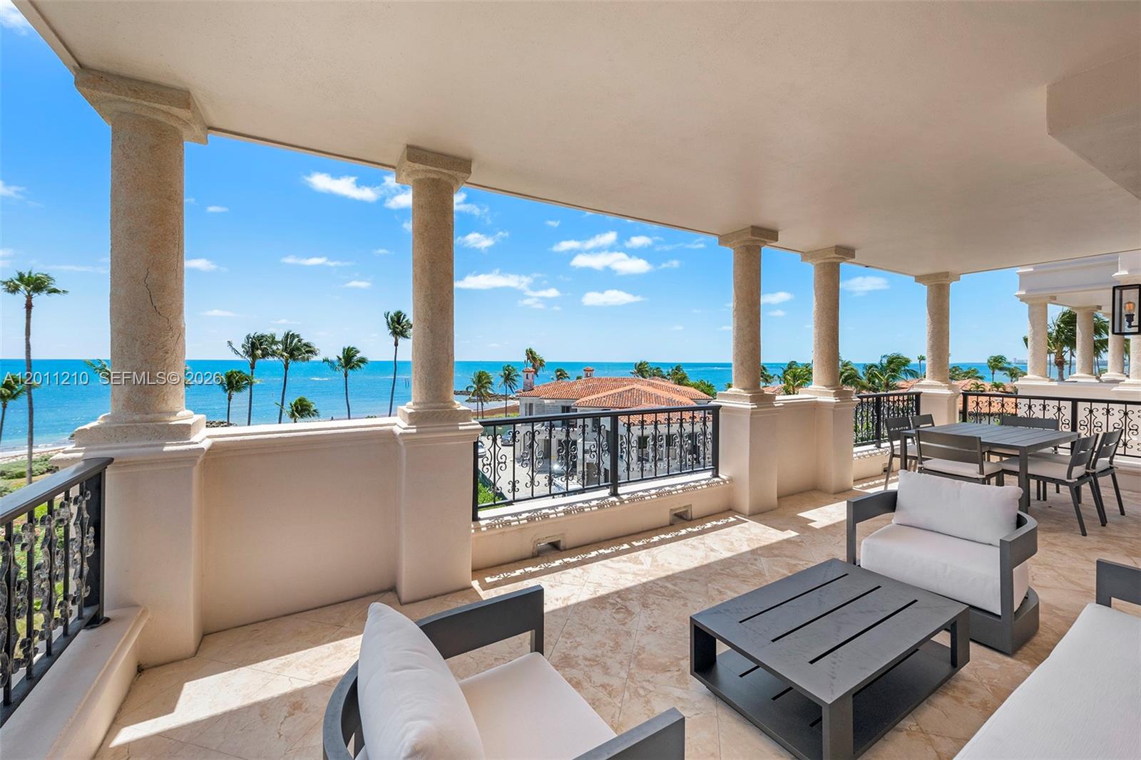 19242 Fisher Is Dr #19242 Miami Beach, FL 33109