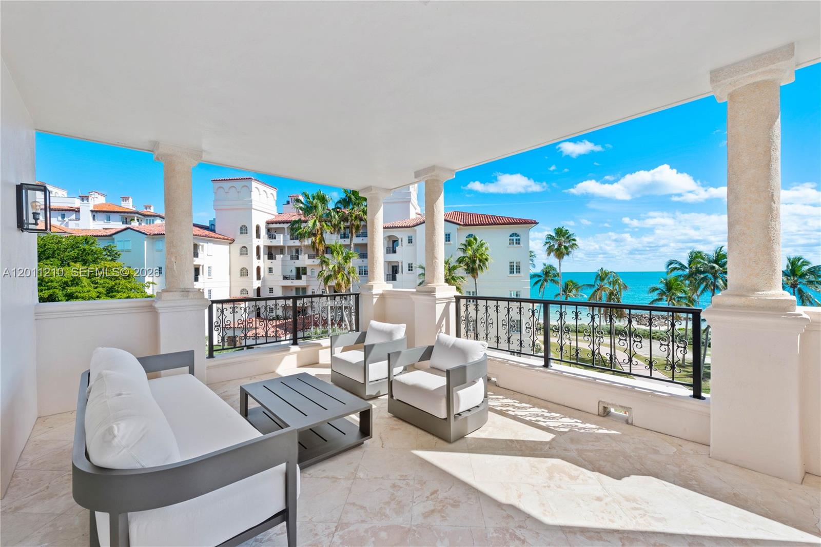 19242 Fisher Is Dr #19242 Miami Beach, FL 33109