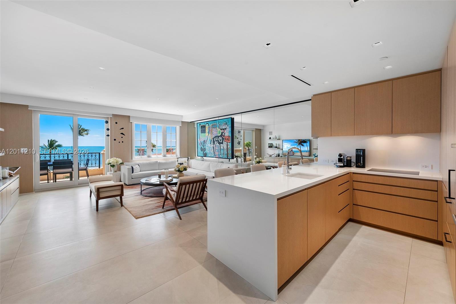 19242 Fisher Is Dr #19242 Miami Beach, FL 33109