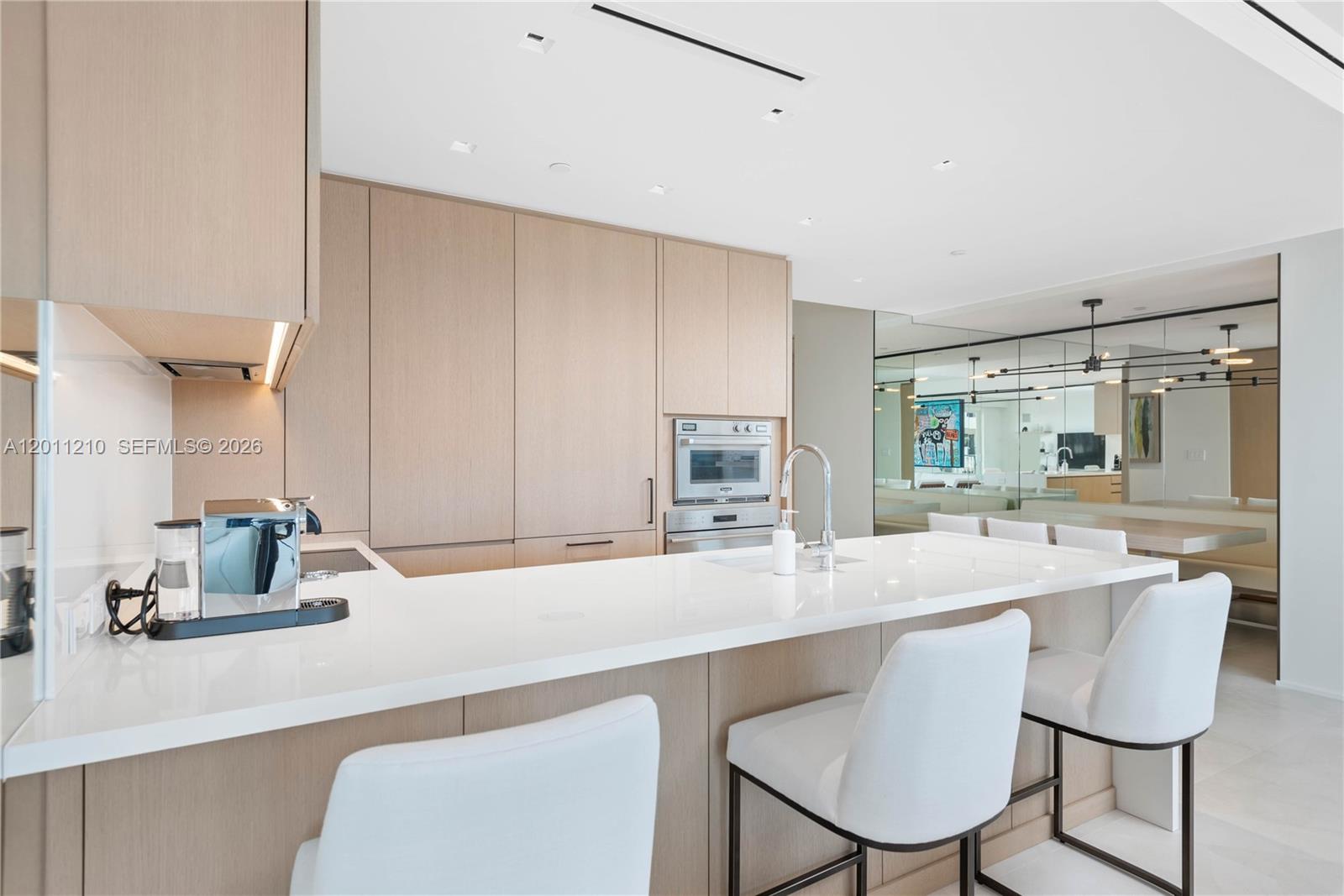 19242 Fisher Is Dr #19242 Miami Beach, FL 33109