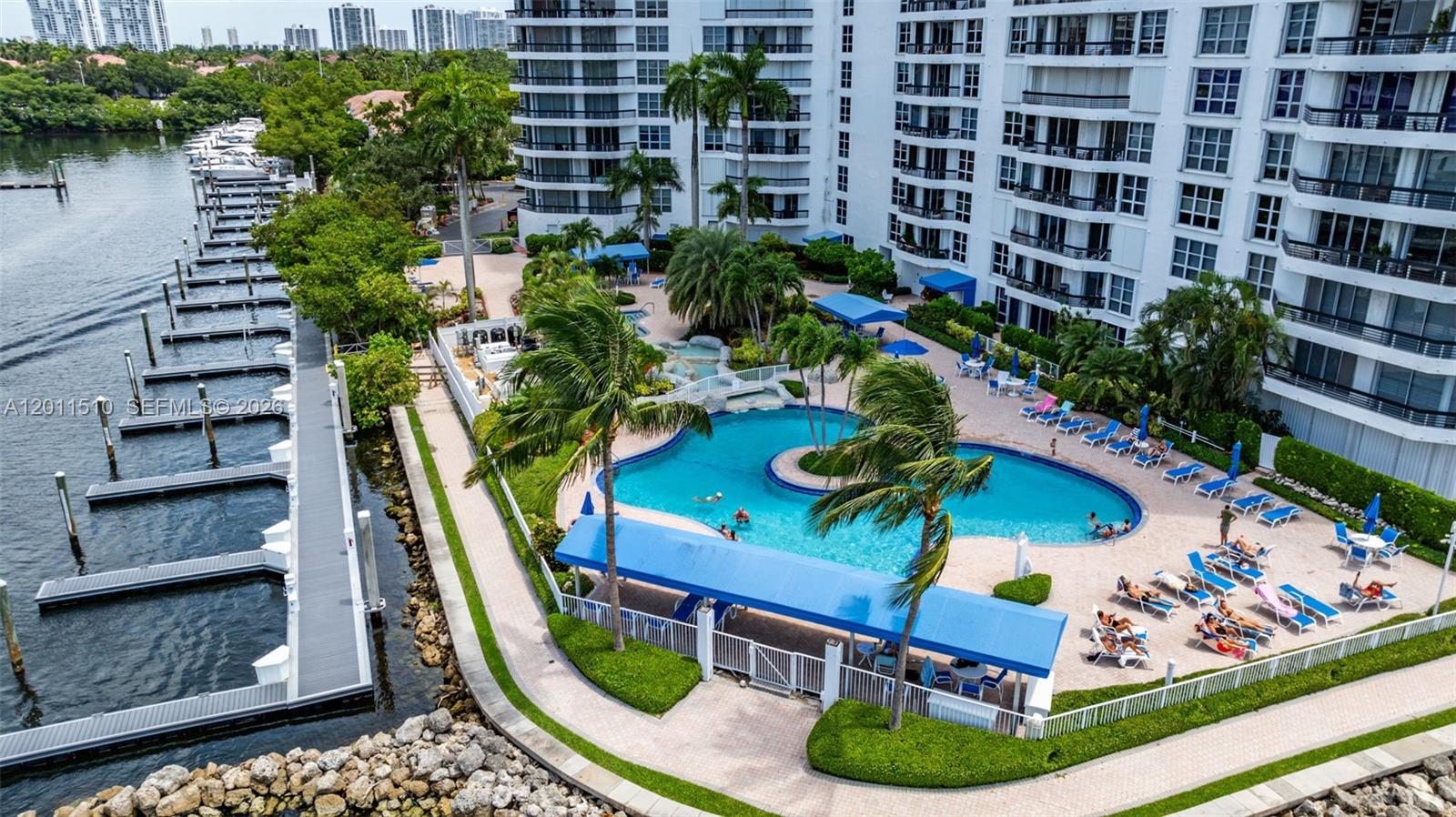 3530 Mystic Pointe Dr #214 Aventura, FL 33180