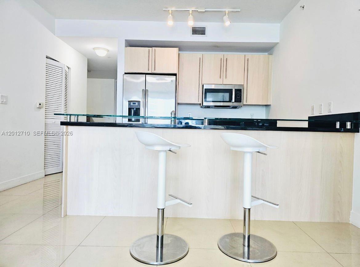 image Axis on Brickell North9