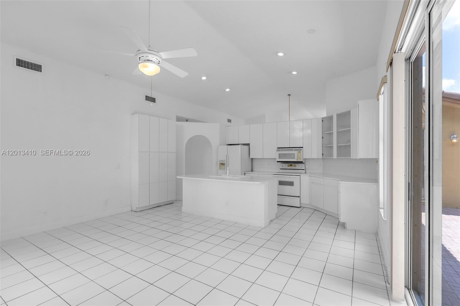 9803 NW 32nd St Doral, FL 33172