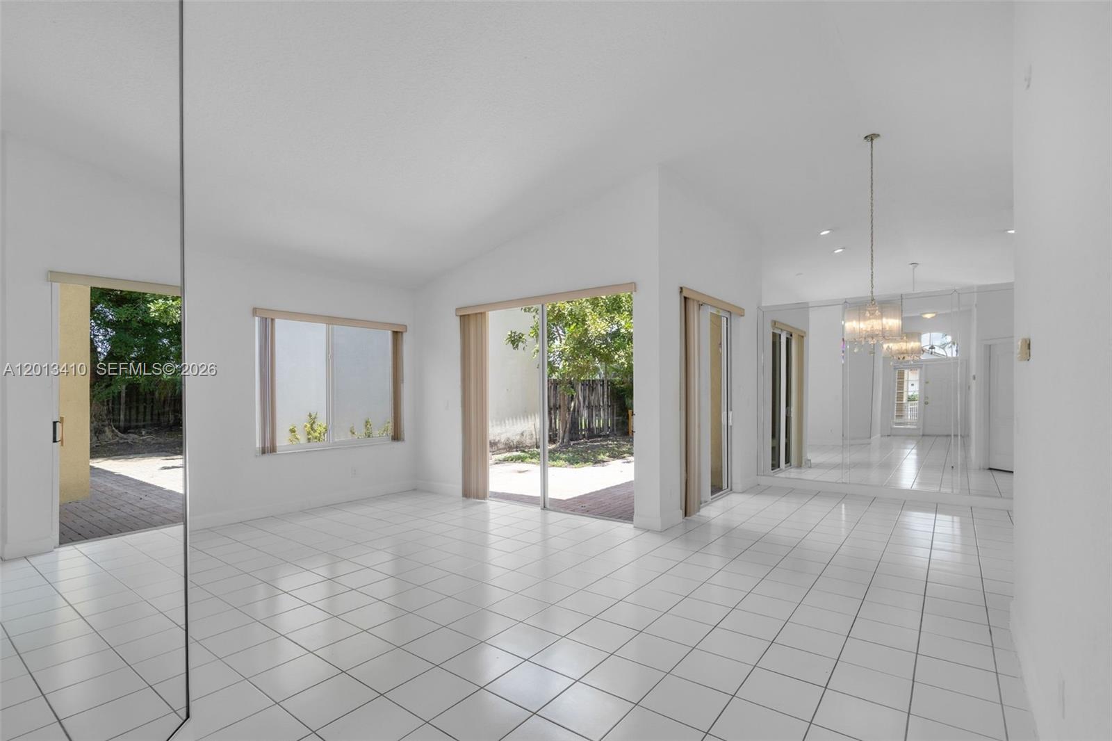 9803 NW 32nd St Doral, FL 33172