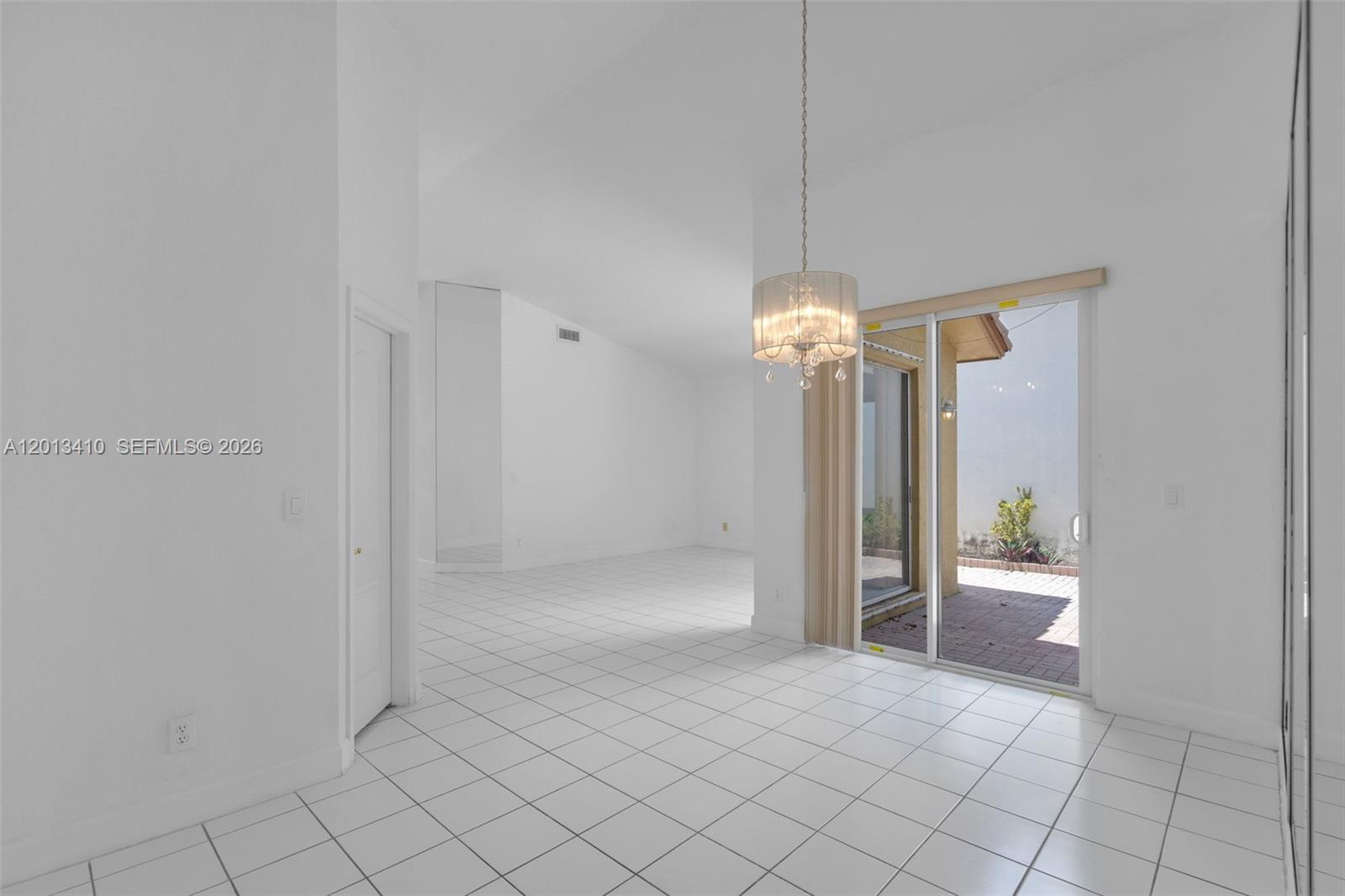 9803 NW 32nd St Doral, FL 33172