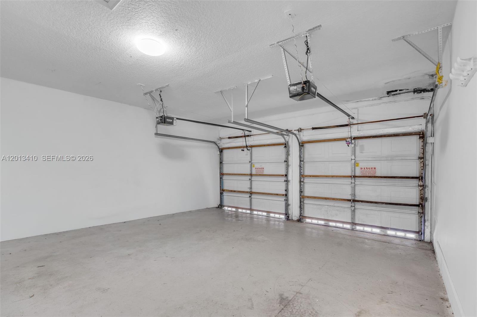 9803 NW 32nd St Doral, FL 33172