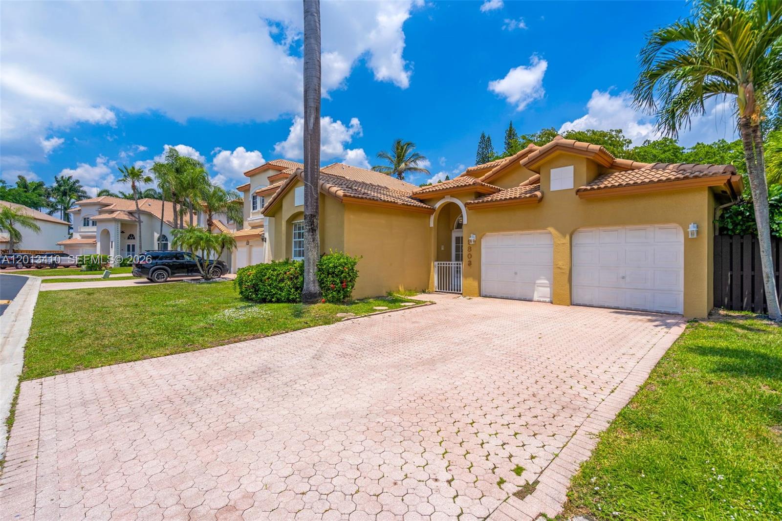 9803 NW 32nd St Doral, FL 33172