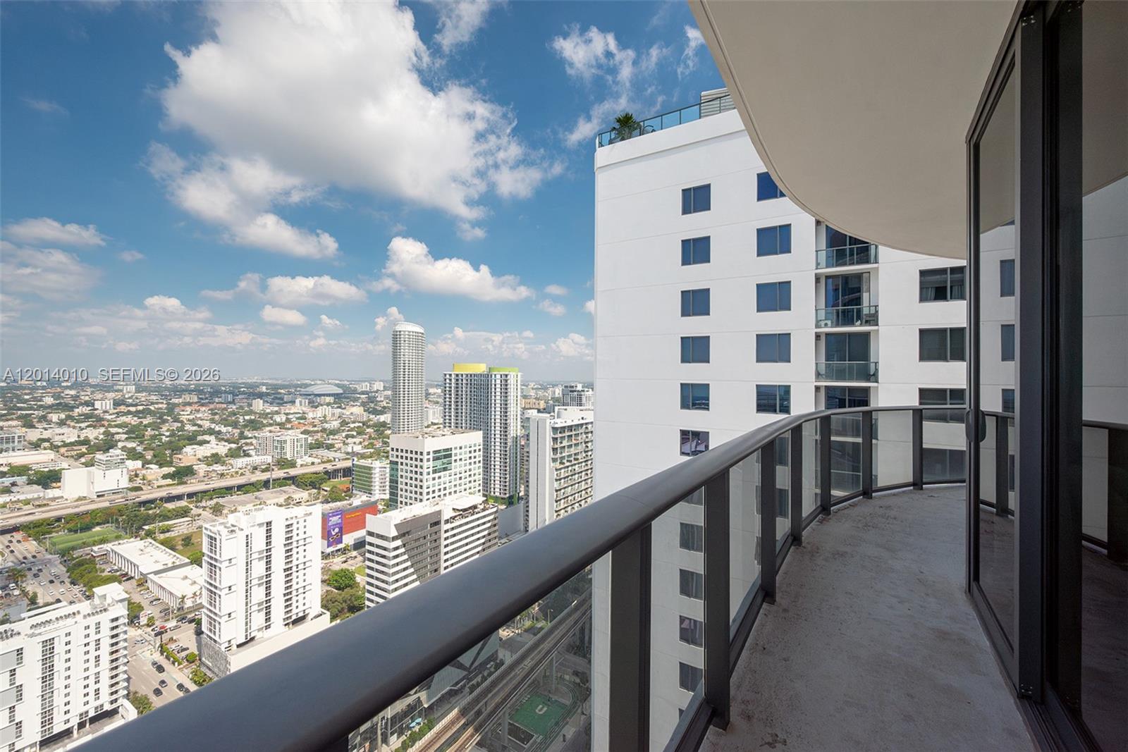 55 SW 9th St #4208 Miami, FL 33130