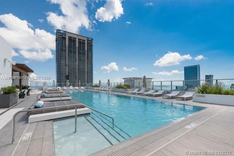 1010 Brickell Ave #2810 Miami, FL 33131