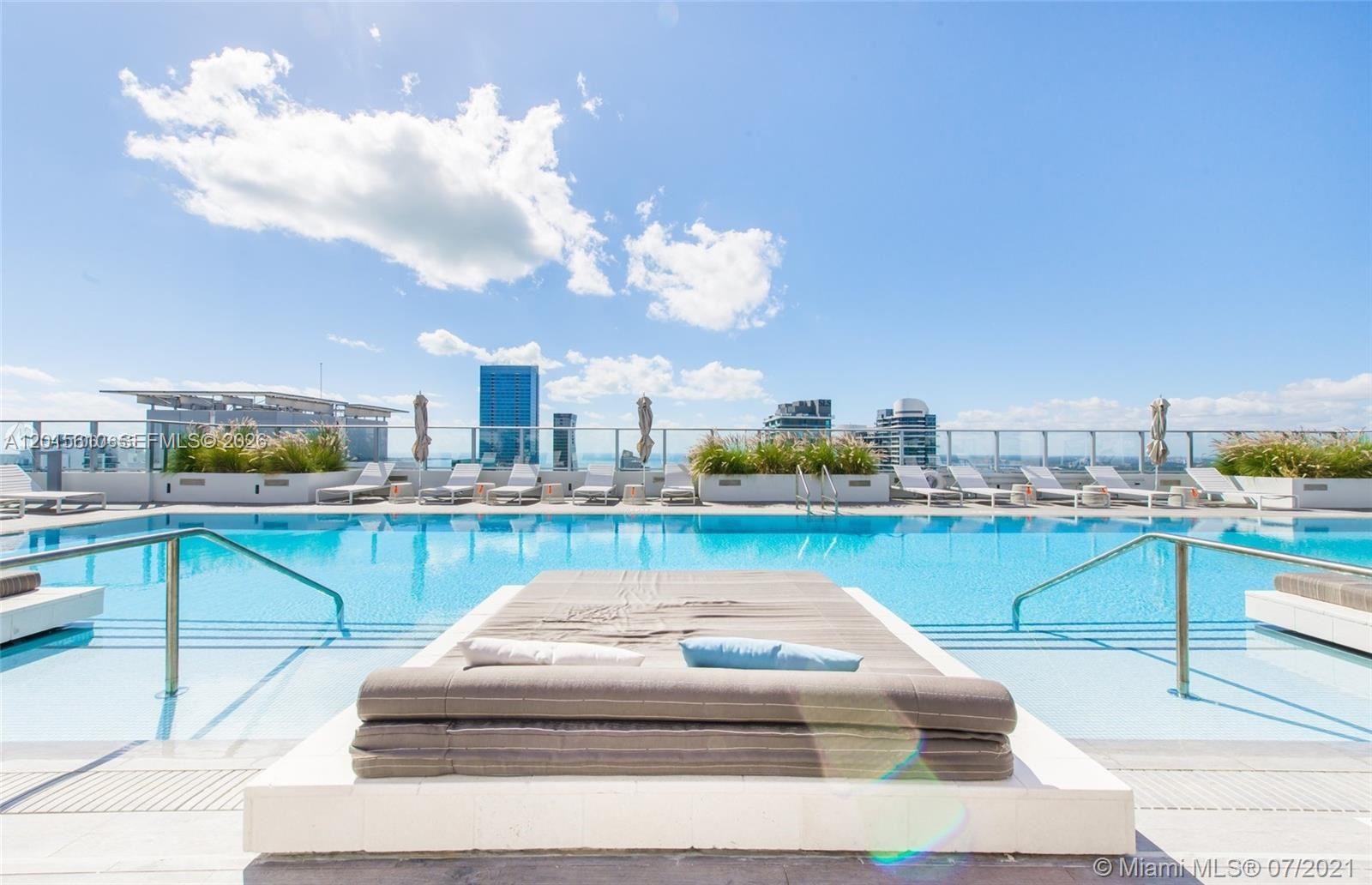 1010 Brickell Ave #2810 Miami, FL 33131