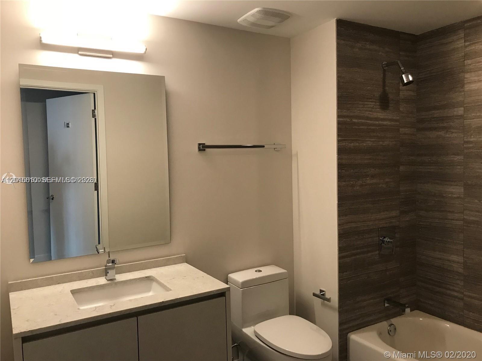 1010 Brickell Ave #2810 Miami, FL 33131