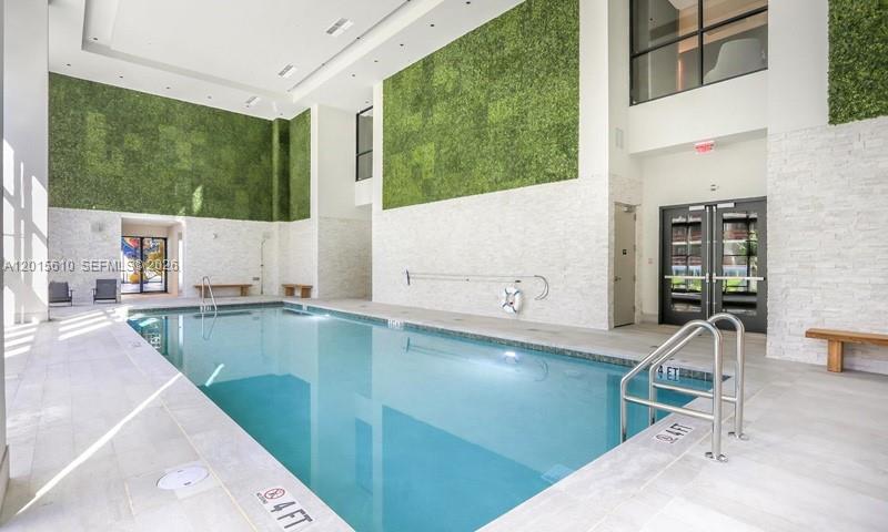 1010 Brickell #2810 Miami, FL 33131