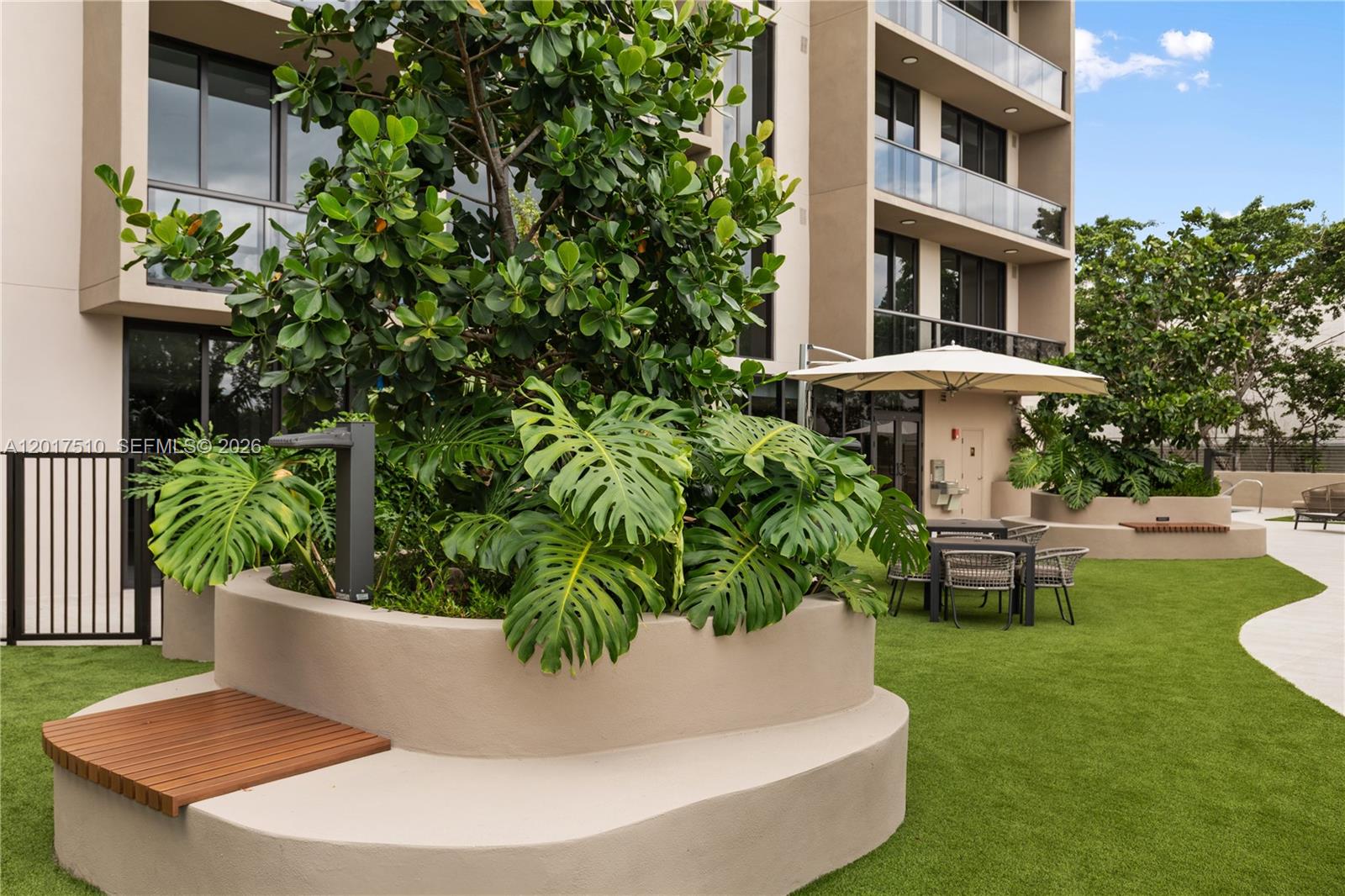 3034 Oak Ave #203 Coconut Grove, FL 33133