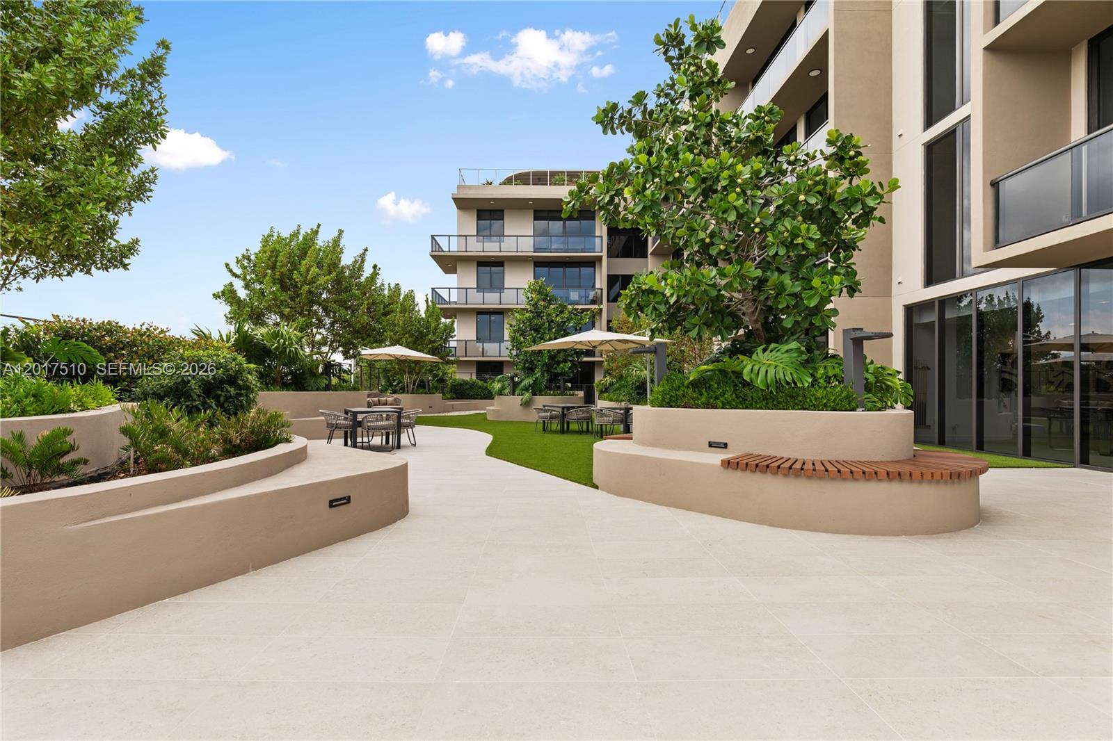 3034 Oak Ave #203 Coconut Grove, FL 33133