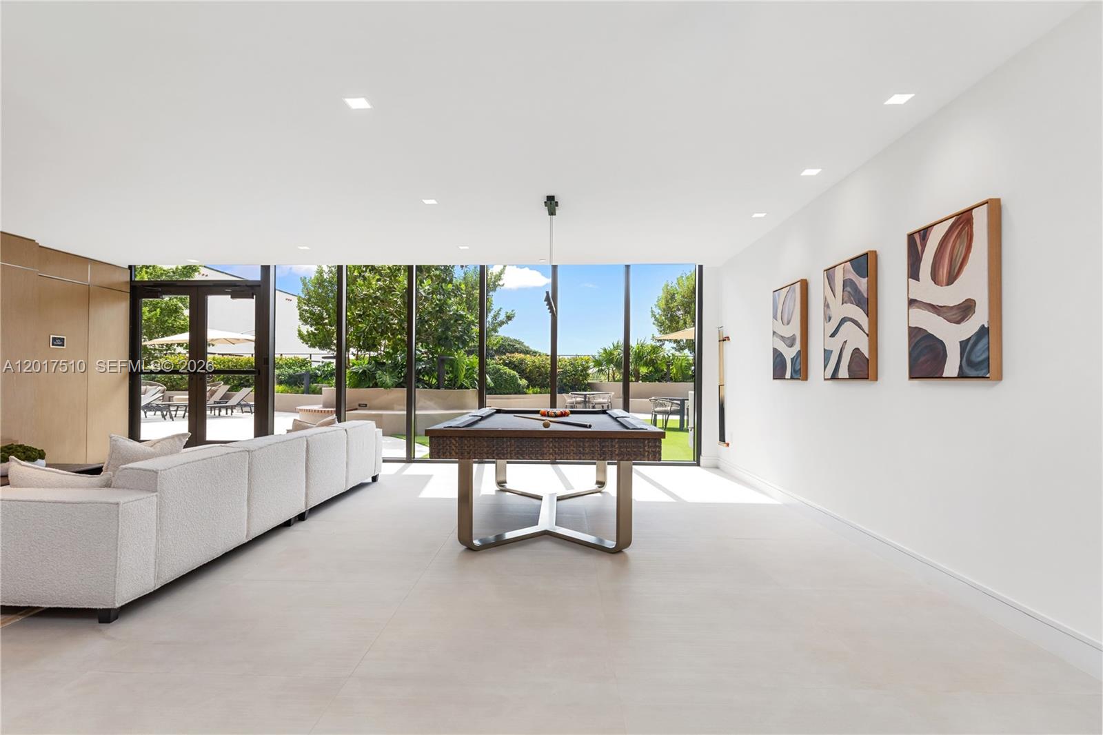 3034 Oak Ave #203 Coconut Grove, FL 33133