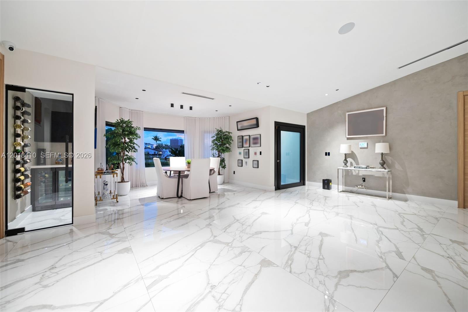 16431 NE 34th Ave North Miami Beach, FL 33160