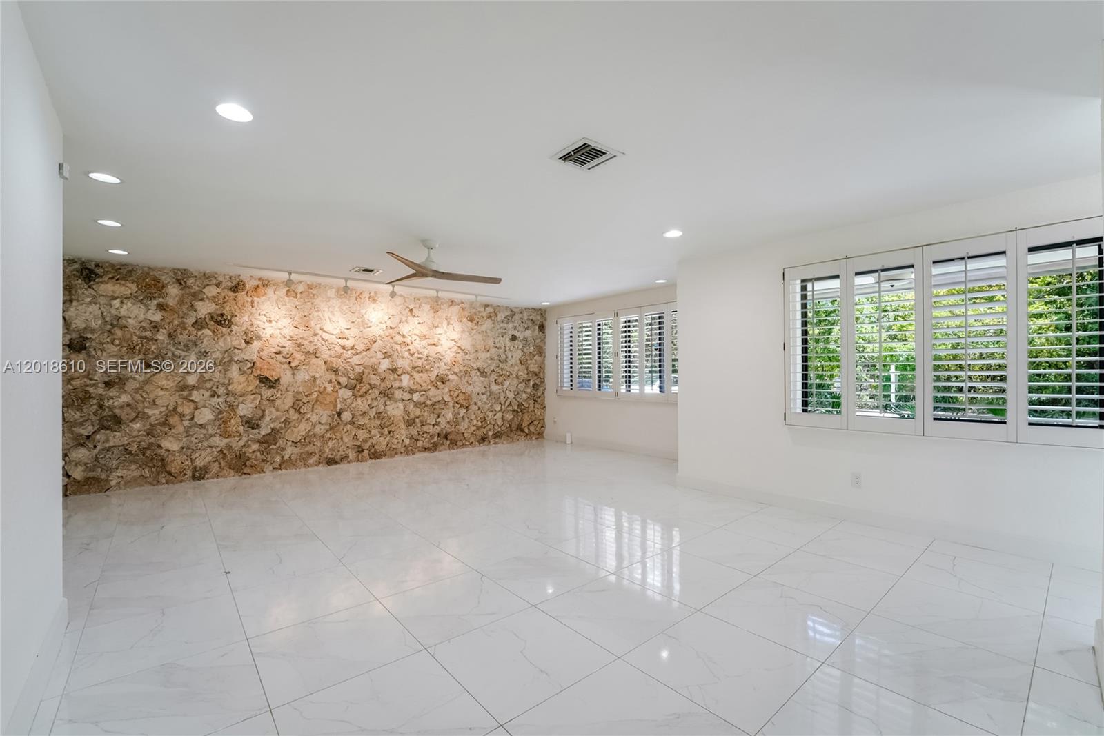 7220 SW 69th Ct Miami, FL 33143