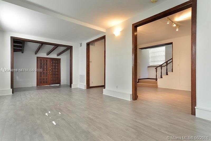 320 W 55th St Miami Beach, FL 33140