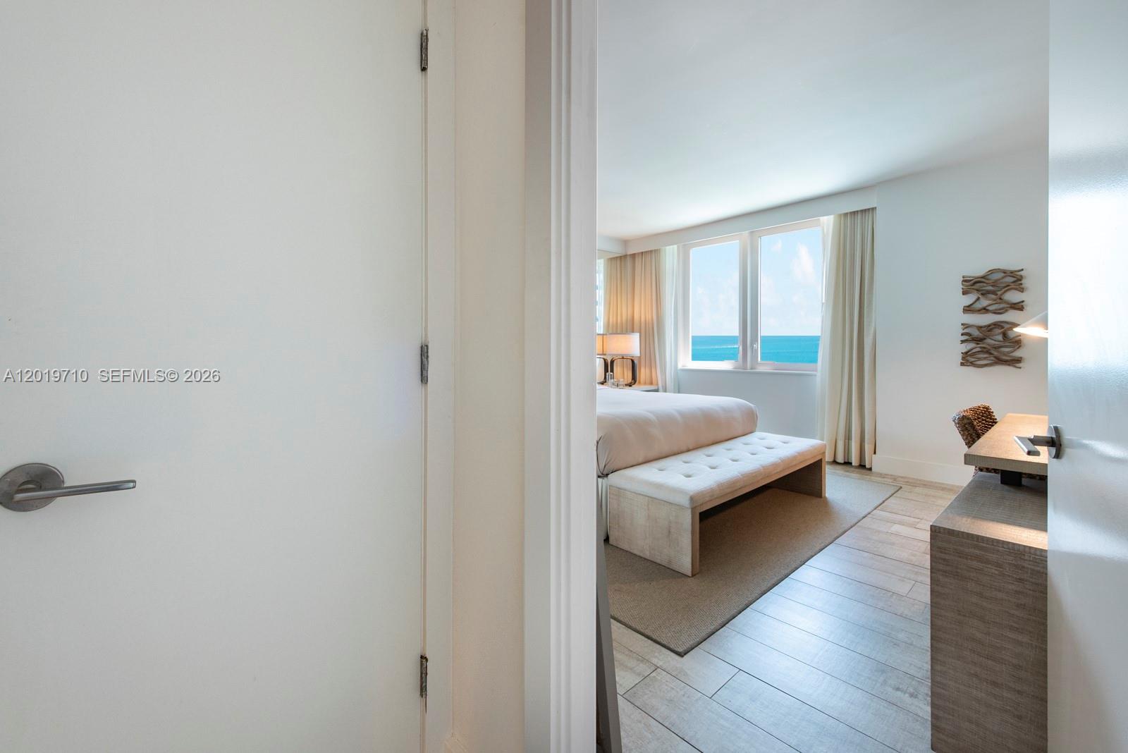 102 24th St #1012 Miami Beach, FL 33139