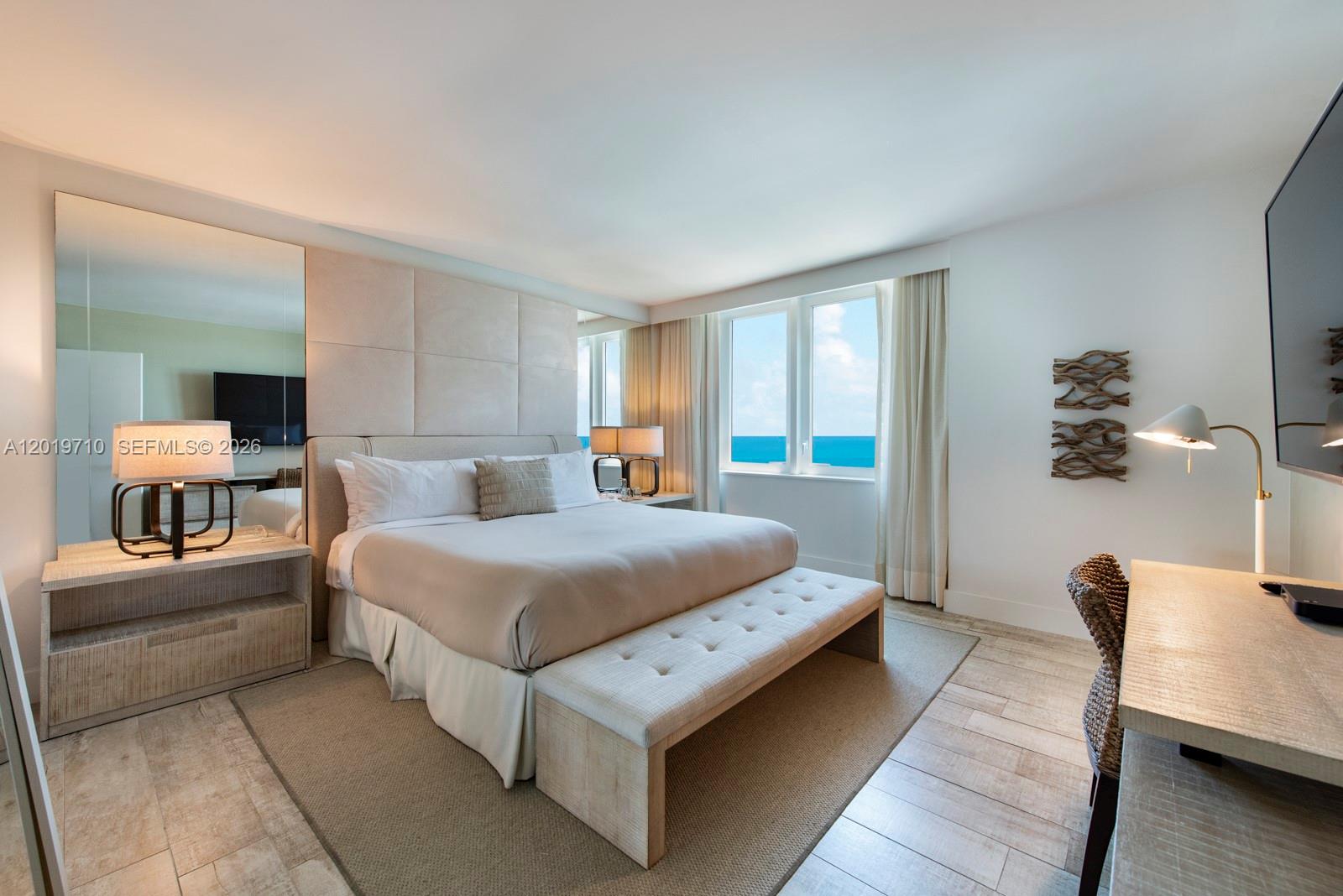 102 24th St #1012 Miami Beach, FL 33139