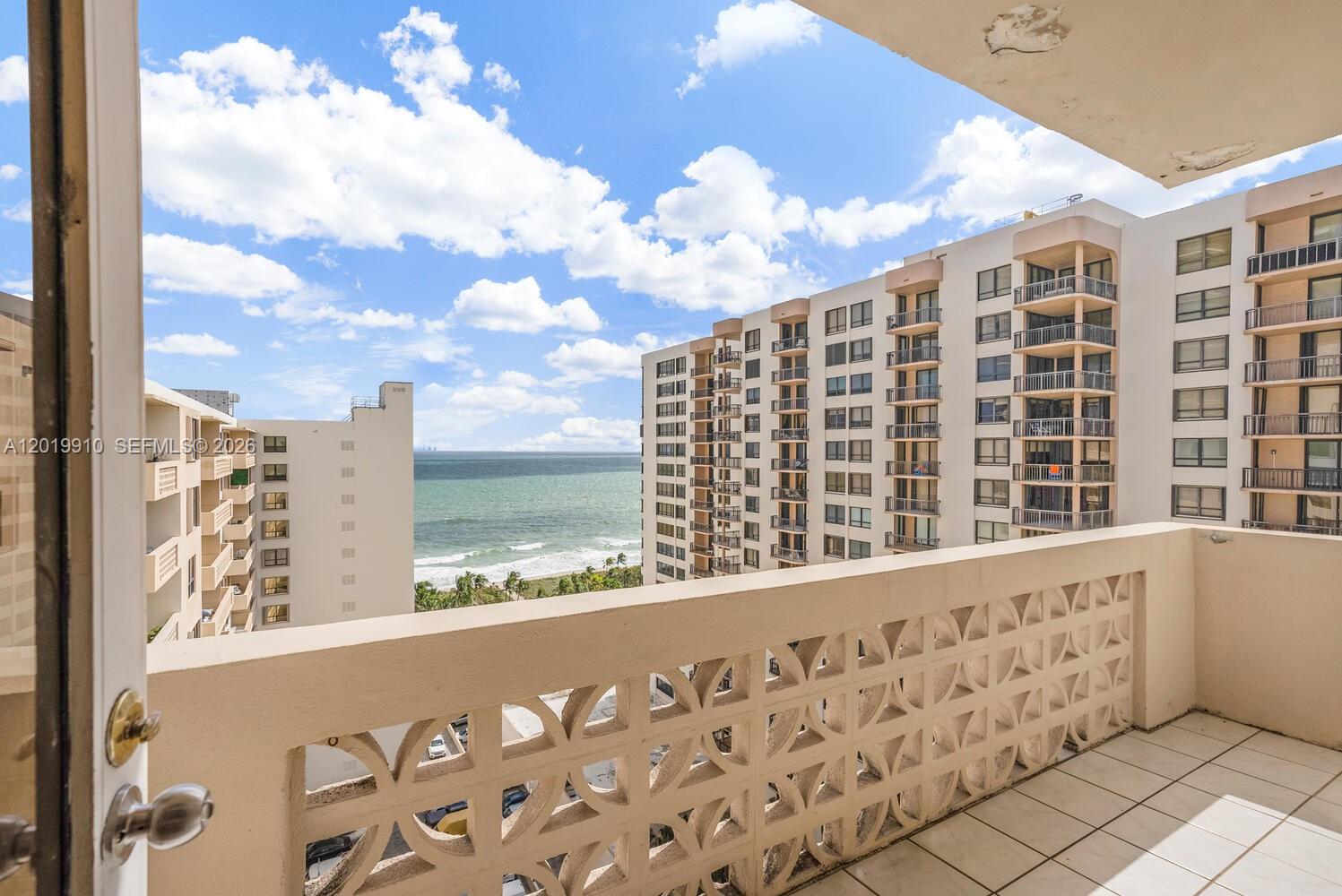 10185 Collins Ave #PH08 Bal Harbour, FL 33154