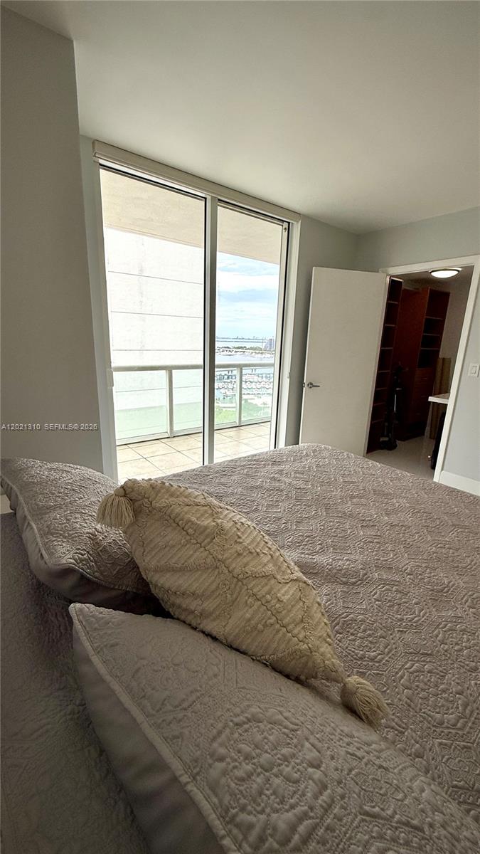 image 50 Biscayne19