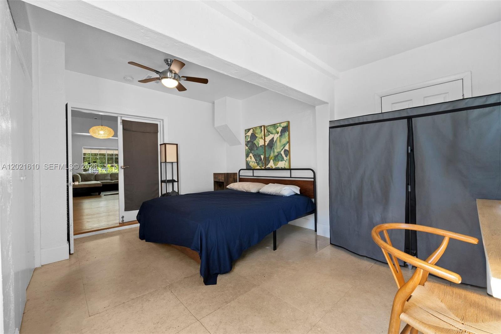 555 NE 73rd St Miami, FL 33138