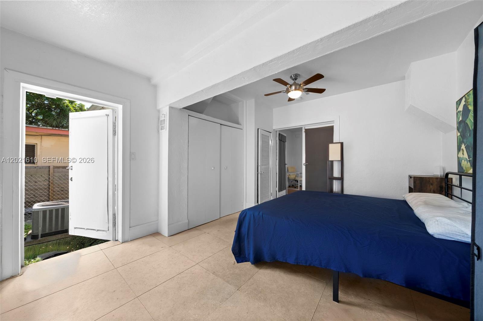 555 NE 73rd St Miami, FL 33138
