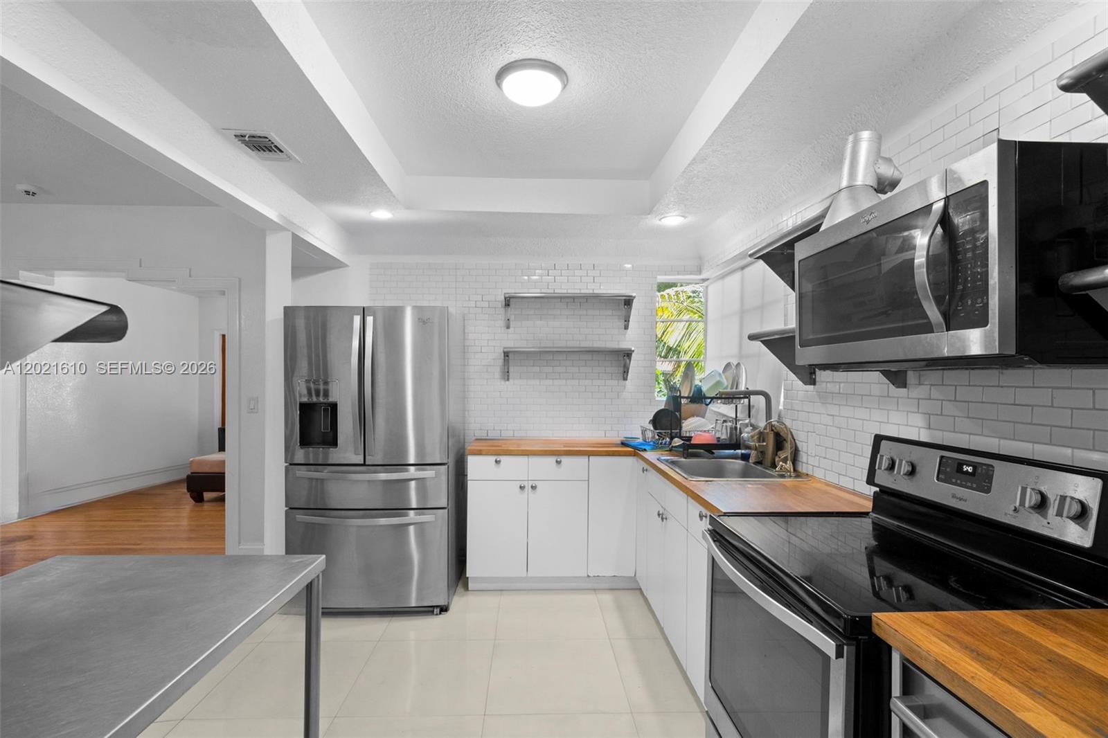 555 NE 73rd St Miami, FL 33138