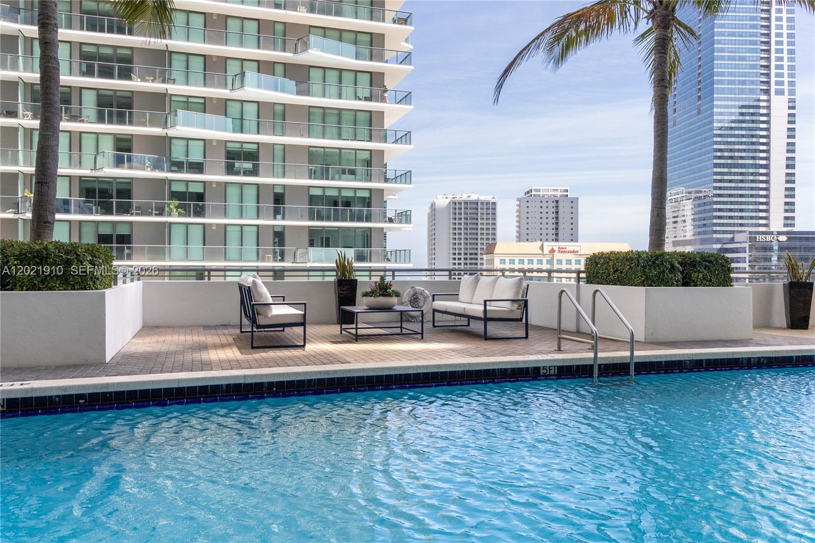 60 SW 13th St #4613 Miami, FL 33130