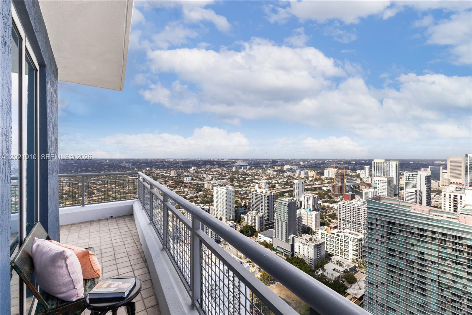 60 SW 13th St #4613 Miami, FL 33130