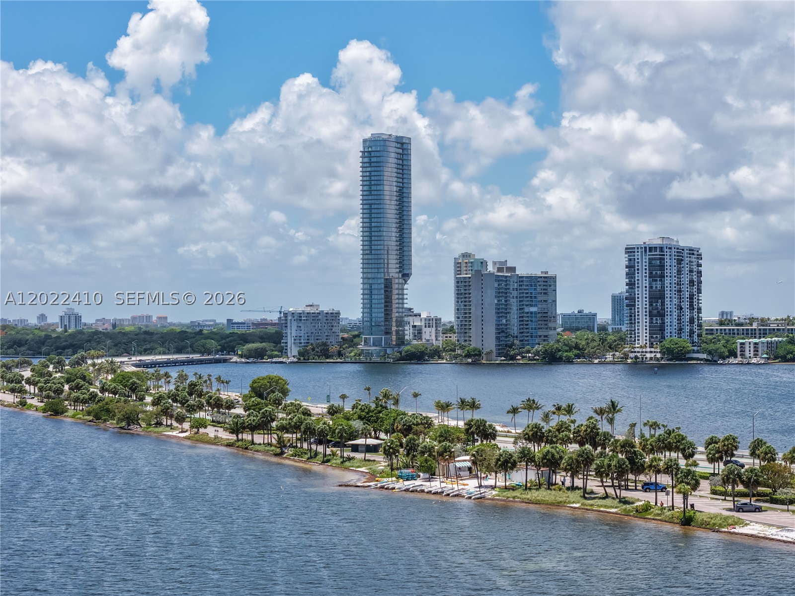 image Una Residences21