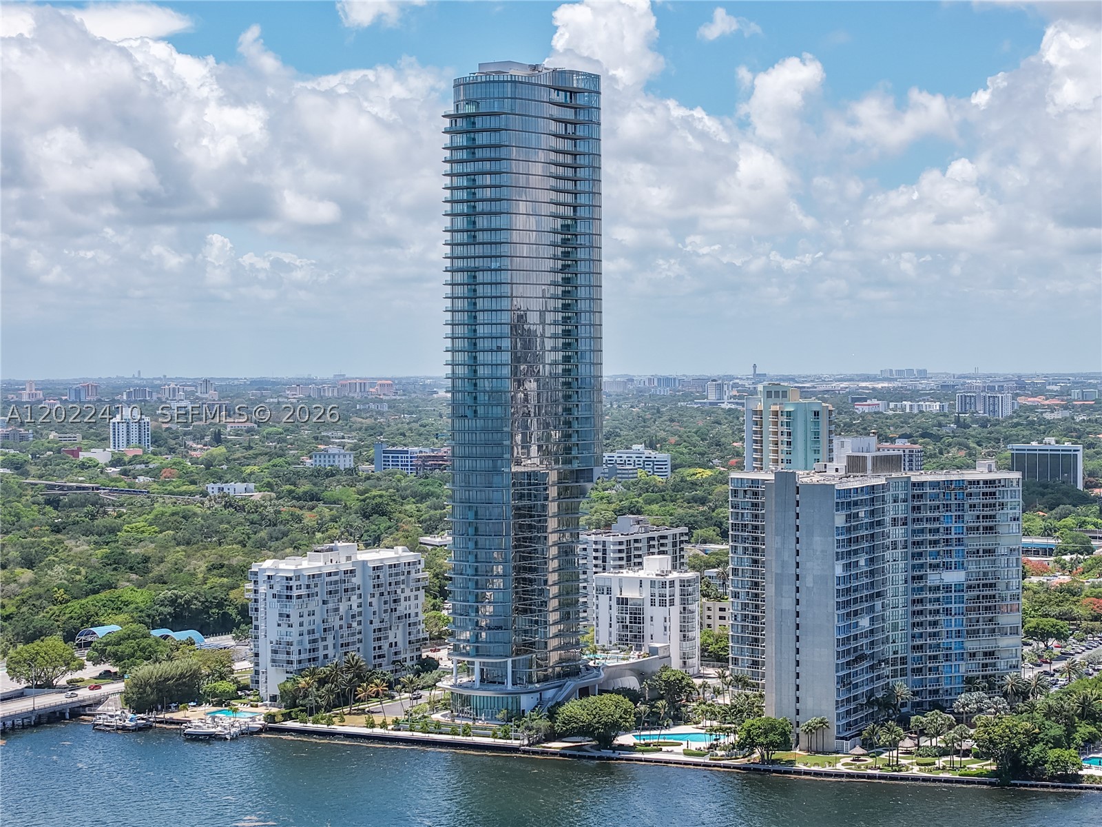 image Una Residences22