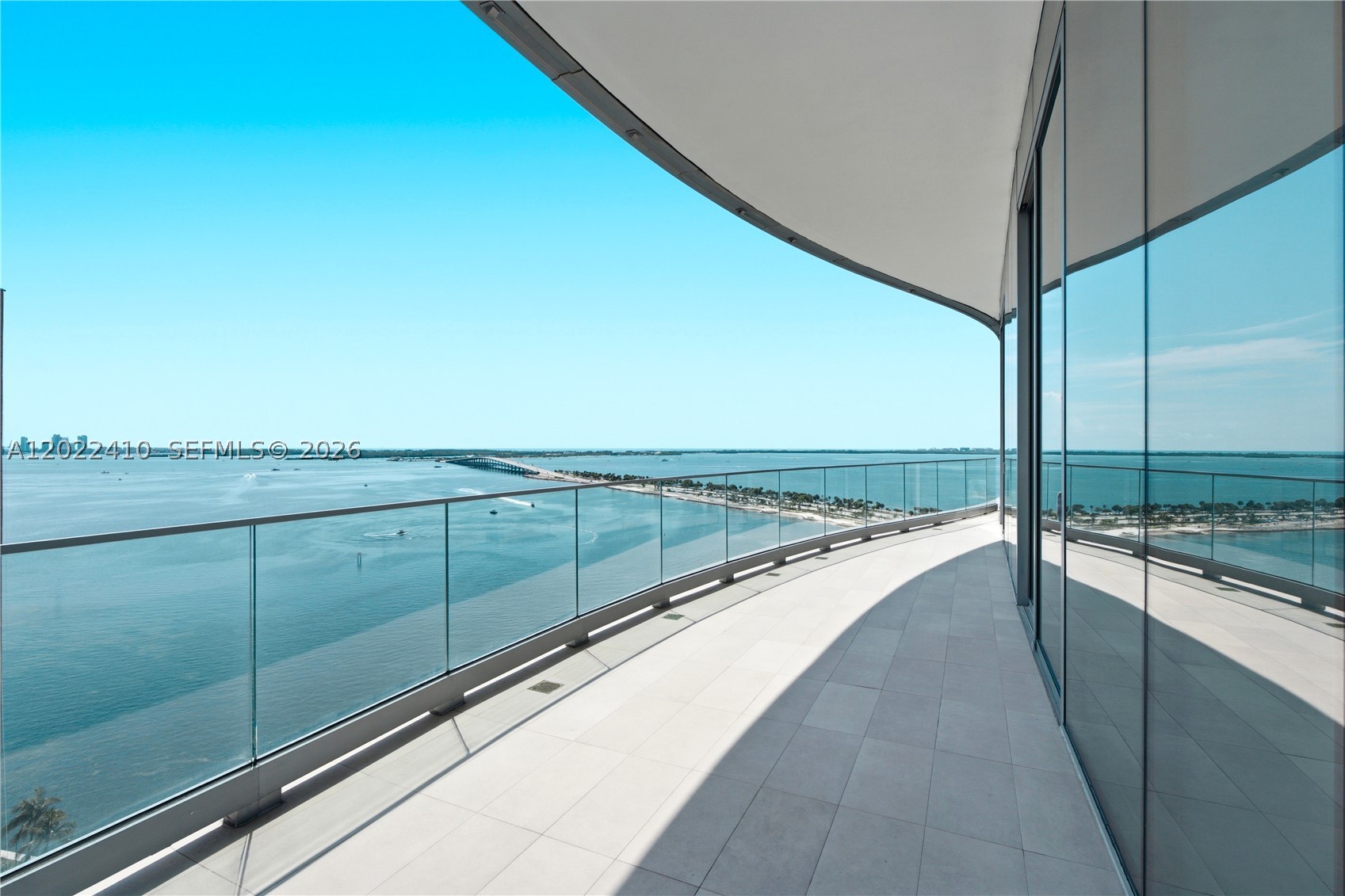 image Una Residences5