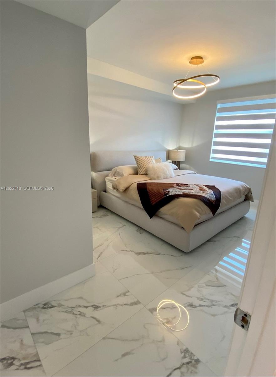 image Porto Bellagio Condo14
