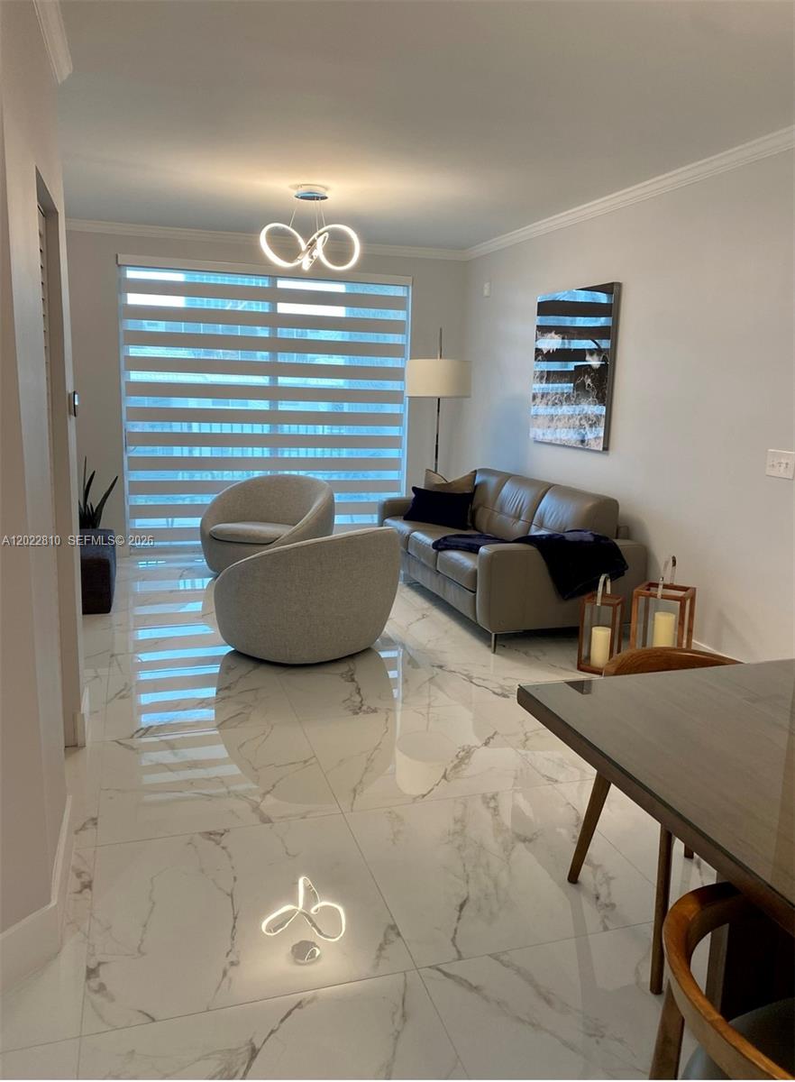 image Porto Bellagio Condo3