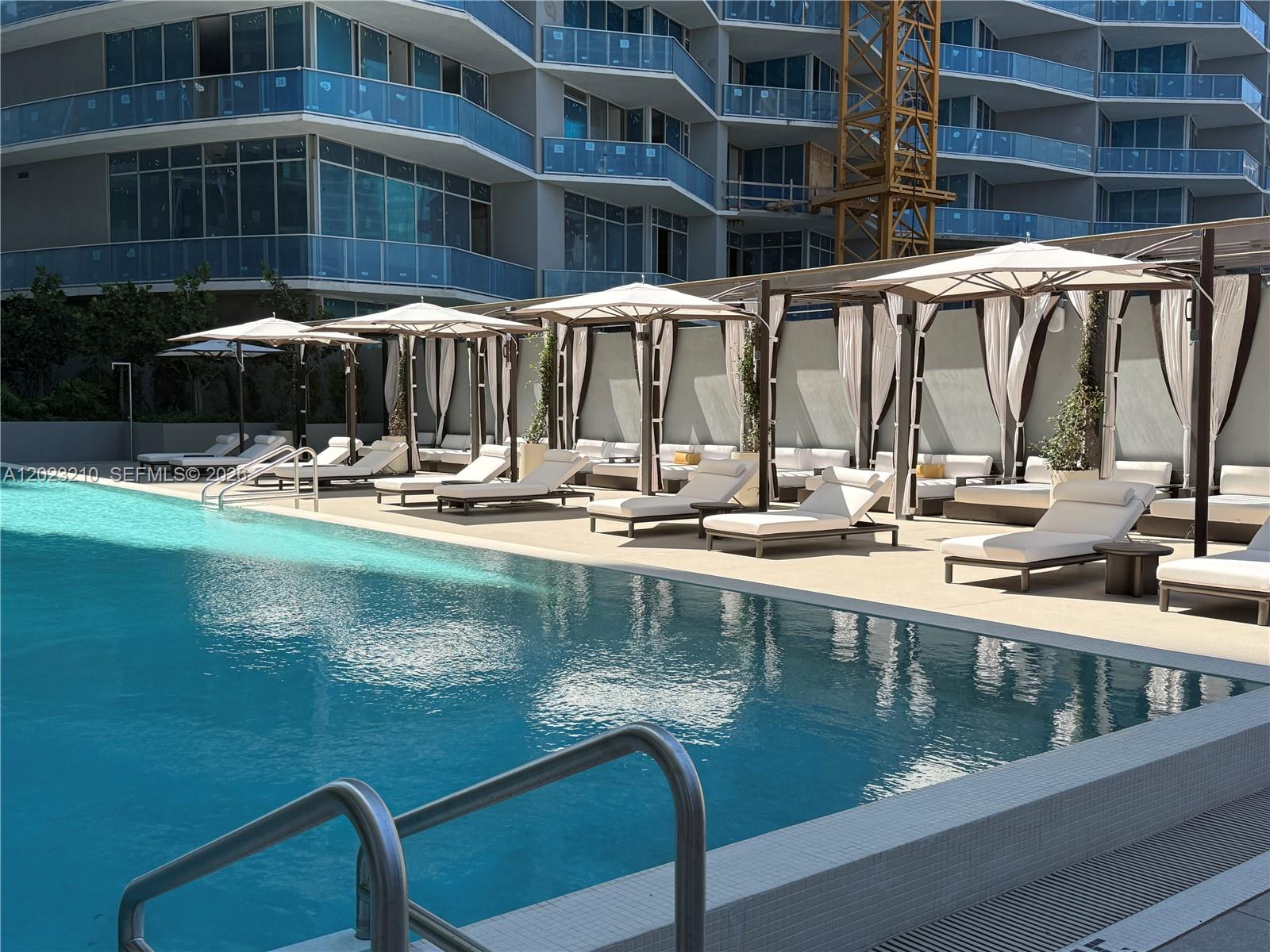 77 SE 5th St #2111 Miami, FL 33131