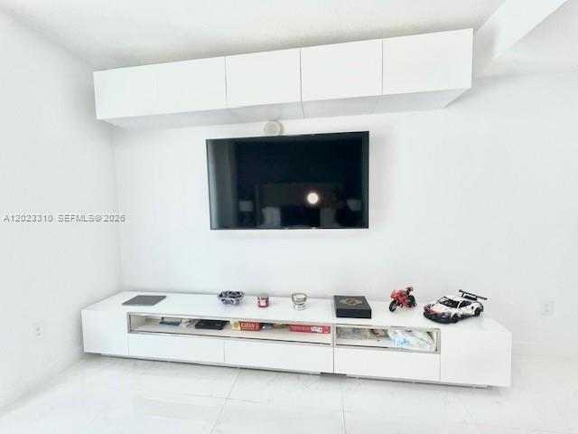 image Axis on Brickell South16