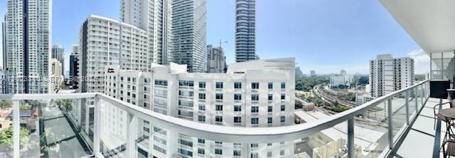 image Axis on Brickell South33