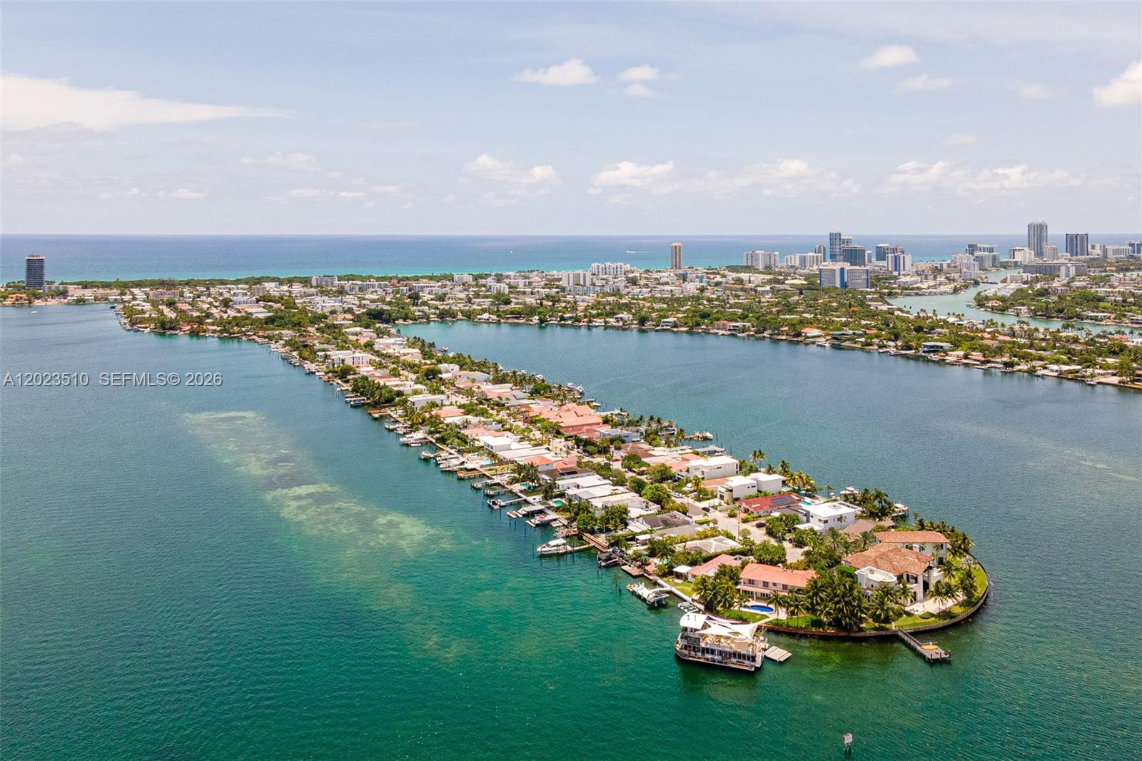 1430 Stillwater Dr #1430 Miami Beach, FL 33141